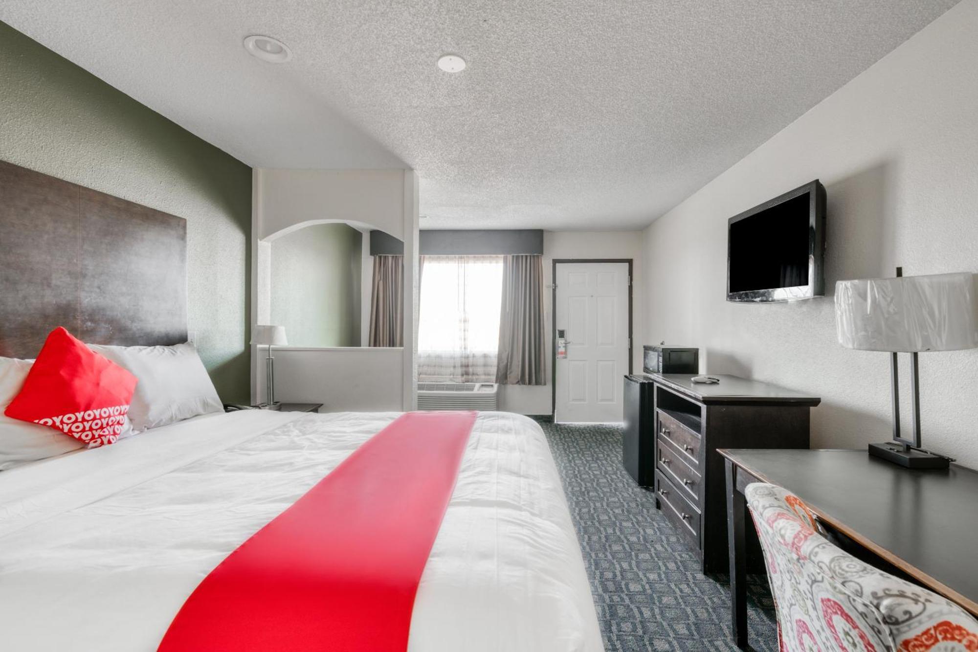 Oyo Hotel Rosenberg Tx I-69 Екстер'єр фото